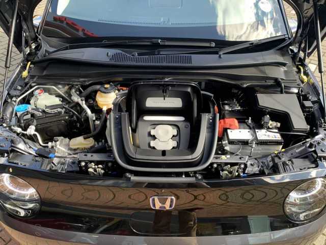 Honda e E (113kw) Advance (17in Alloys) 
