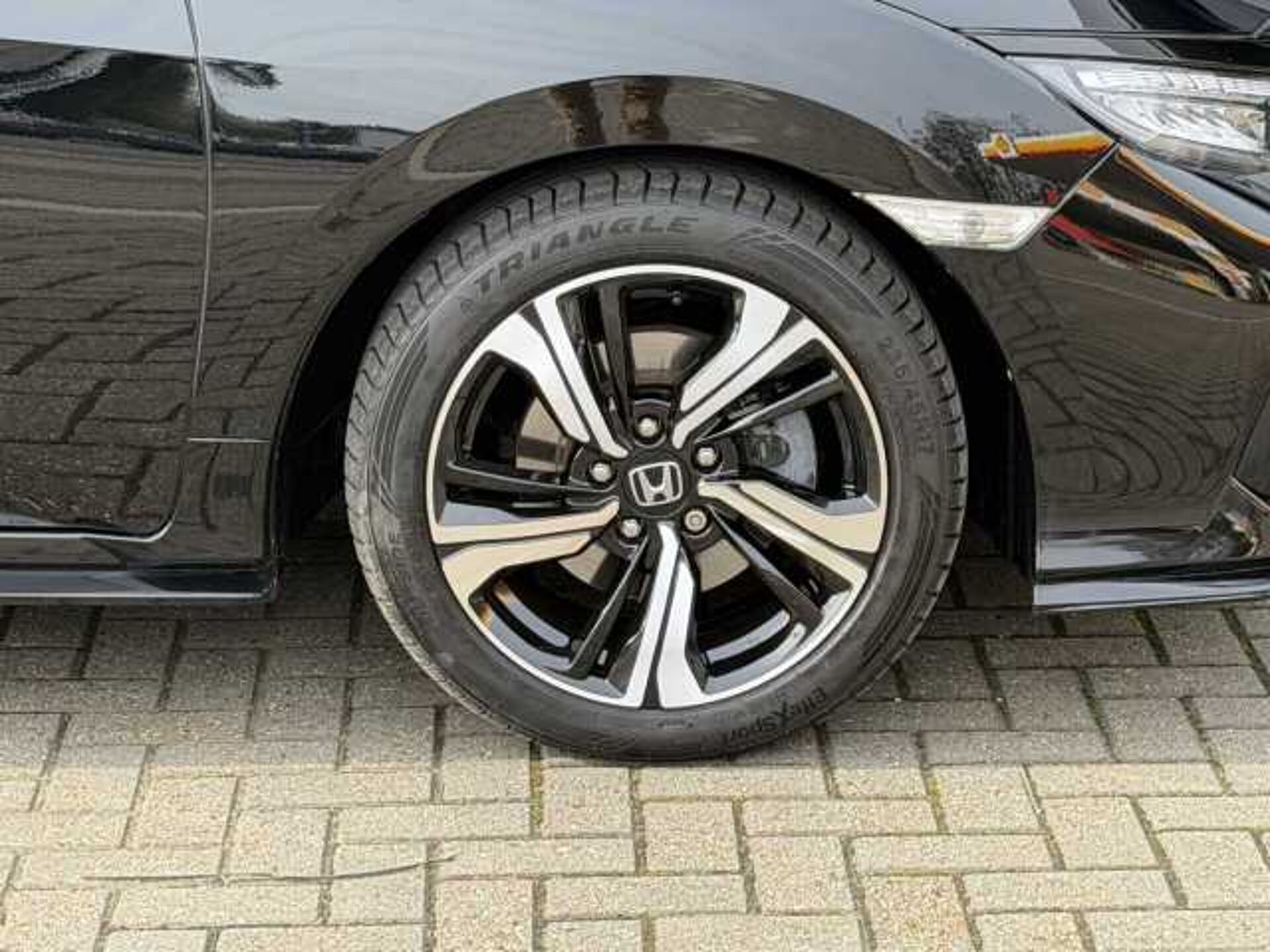 Honda Civic 1.5 VTEC Turbo Sport 5dr 