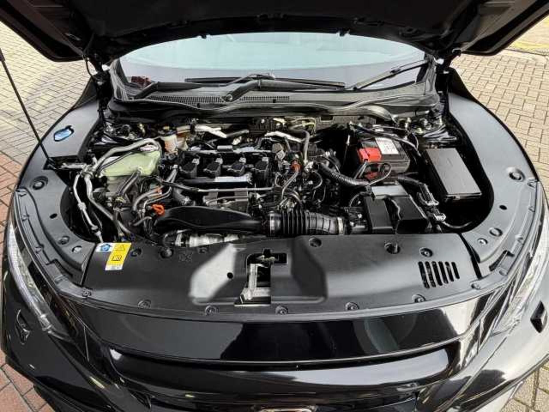 Honda Civic 1.5 VTEC Turbo Sport 5dr 