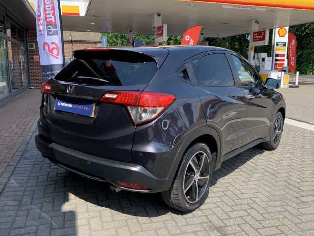 Honda HR-V 1.5 i-VTEC SE (s/s) 5-Door Nav 