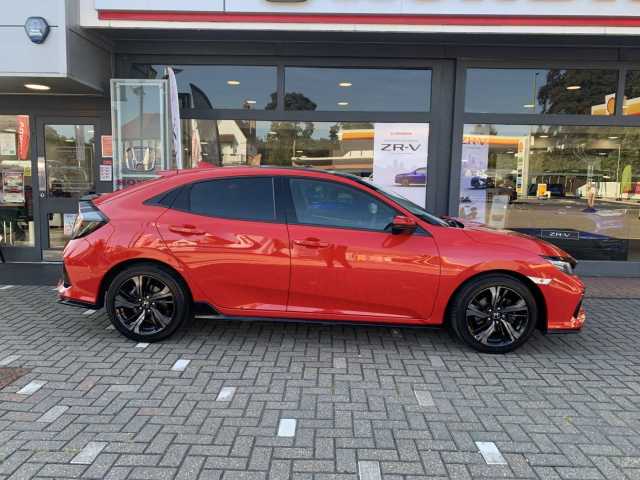 Honda Civic 1.5 VTEC TURBO Sport Plus 5-Door 