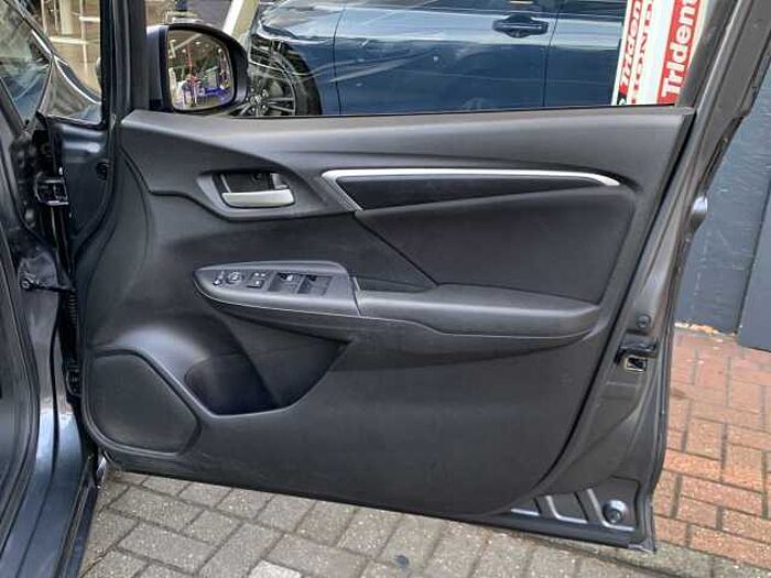 Honda Jazz 1.3 i-VTEC SE Navi 5dr 