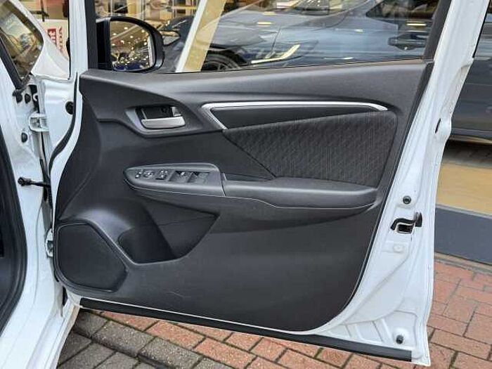 Honda Jazz 1.5 i-VTEC Sport Navi 5-Door 