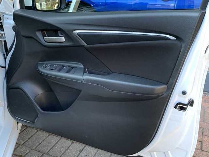 Honda Jazz 1.3 i-VTEC SE 5-Door Nav 