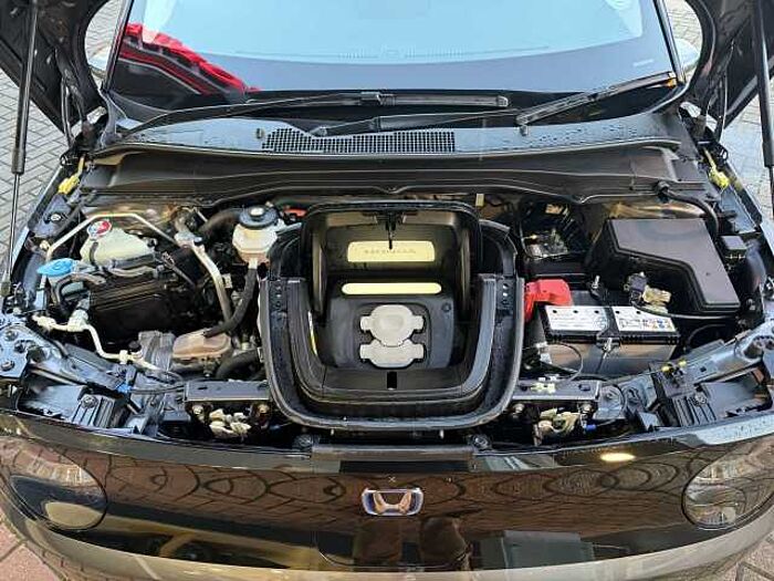 Honda e E (113kw) Advance (17in Alloys) 