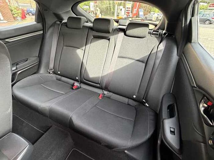 Honda Civic 1.5 VTEC Turbo Sport 5dr 