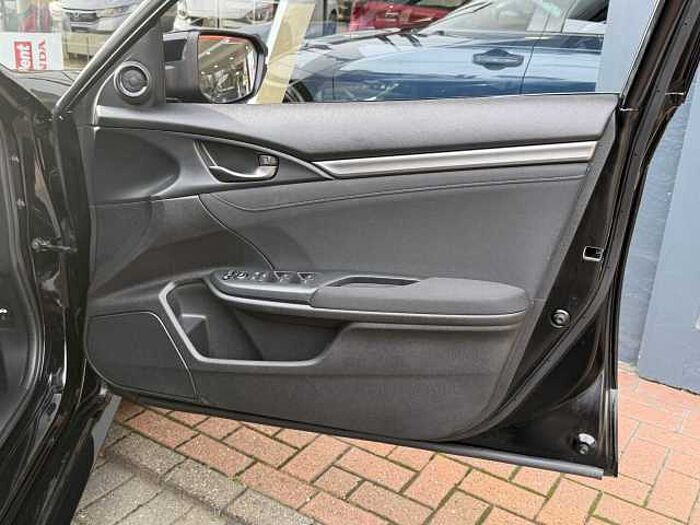 Honda Civic 1.5 VTEC Turbo Sport 5dr 