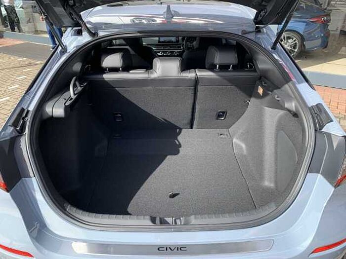 Honda Civic e:HEV 2.0 eHEV Advance 5dr CVT 