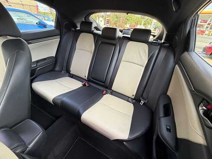 Honda Civic 1.5 VTEC Turbo Prestige 5dr CVT 