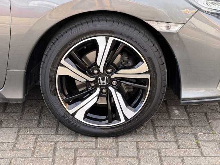 Honda Civic 1.5 VTEC Turbo Prestige 5dr CVT 