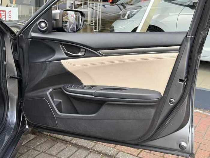 Honda Civic 1.5 VTEC Turbo Prestige 5dr CVT 