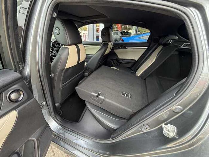Honda Civic 1.5 VTEC Turbo Prestige 5dr CVT 
