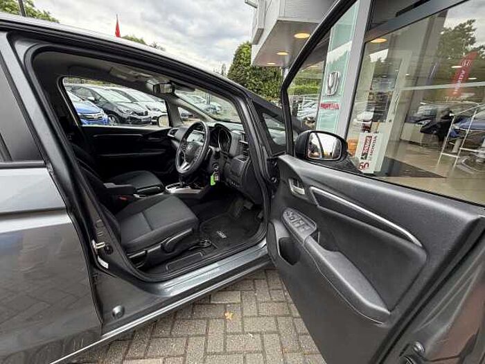 Honda Jazz 1.3 i-VTEC SE Navi 5dr CVT 
