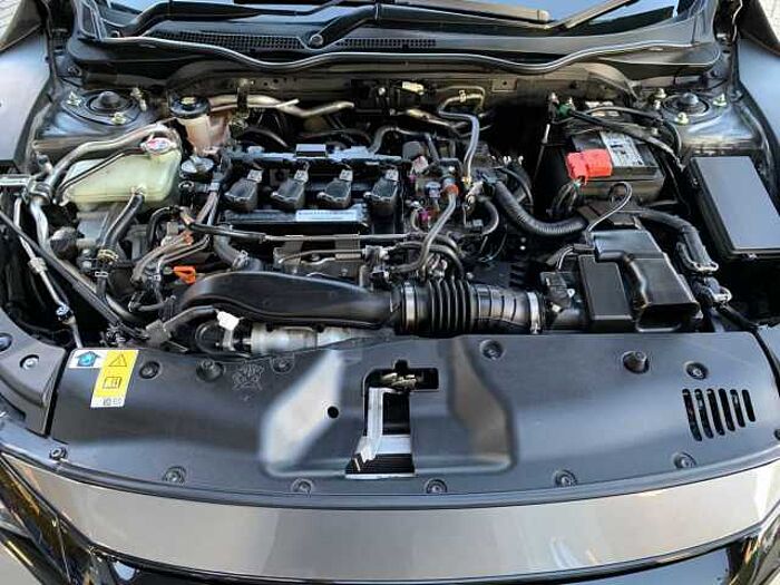 Honda Civic 1.5 VTEC TURBO Sport 5-Door 