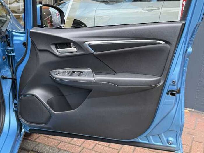Honda Jazz 1.3 i-VTEC SE Navi 5dr CVT 