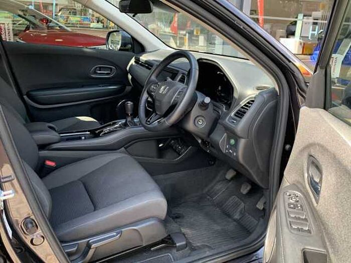 Honda HR-V 1.5 i-VTEC SE (s/s) 5-Door Nav 