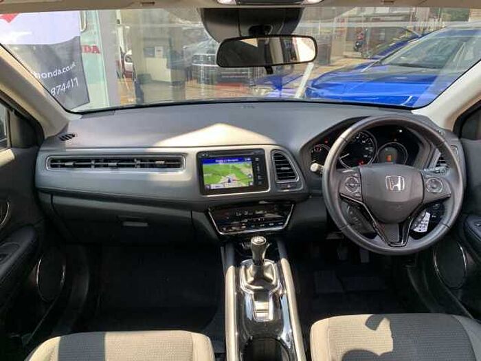 Honda HR-V 1.5 i-VTEC SE (s/s) 5-Door Nav 