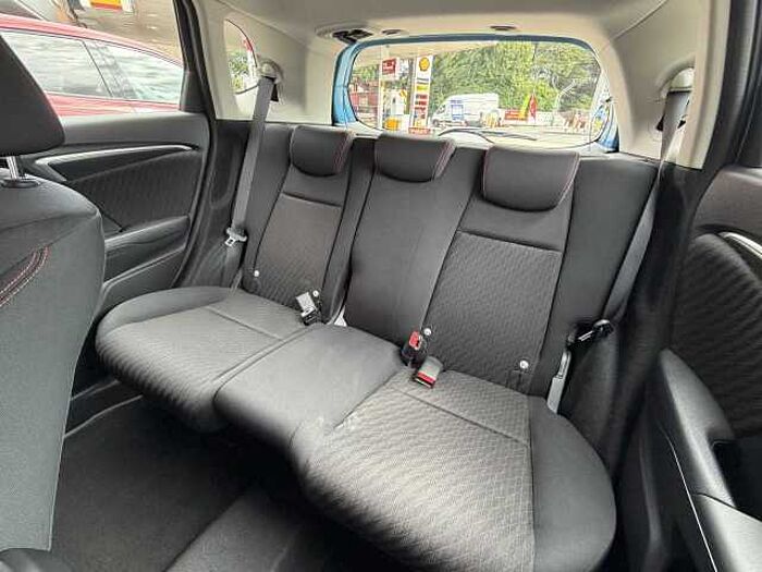 Honda Jazz 1.5 i-VTEC Sport Navi 5dr 