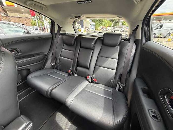 Honda HR-V 1.5 i-VTEC EX 5-Door 