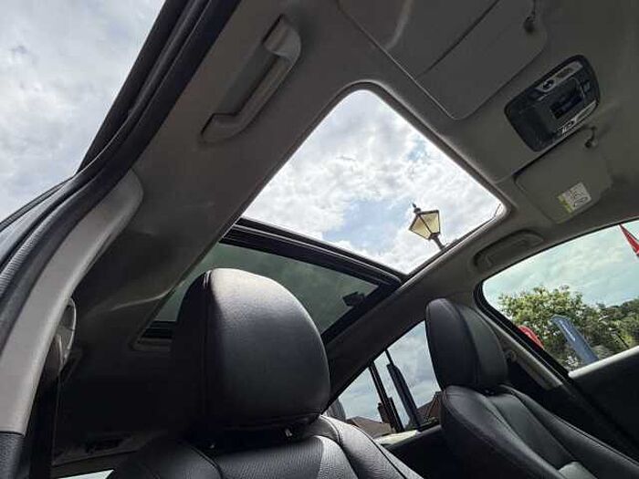 Honda HR-V 1.5 i-VTEC EX 5-Door 