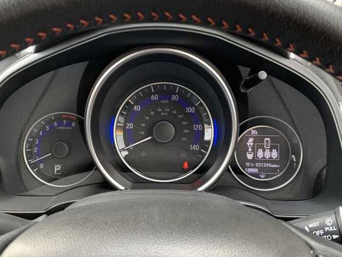 Honda Jazz 1.5 i-VTEC Sport 5-Door Nav 
